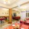 Hotel Acme Inn
