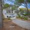 Sidus Maris, Spacious Seaside Apartment with Free Parking