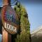 Red Tree Lodge