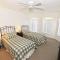 Lakeside 4-Bed Pool Home at Villa Sol home - 基西米