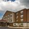 Comfort Inn & Suites Copley Akron