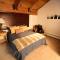 COZY Condo at Canyon Lodge! Sleeps 8, a walk to Canyon Lodge