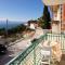 Apartments with a parking space Mimice, Omis - 5251 - Mimice