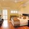 Sicas Guest House - The Loft