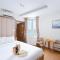 Pariat River Front Hotel
