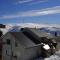 Hotham 3 Bedroom Apt - 24 Lawlers