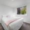 61 Myack Street - Modern 4BR Home in Berridale l WiFi l Aircon