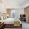 Marina Canal Views 1BR Minutes Away from Marina Mall, The Address Residences, Dubai Marina by Deluxe Holiday Homes