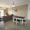 Saints View Resort Unit 8 - 乌旺戈海滩