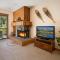 Free Ski Shuttle, Riverfront Condo, Comm. Hot Tub! - Alpine Meadows