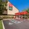 HomeTowne Studios by Red Roof Princeton - Ewing/ Lawrenceville