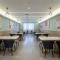 Xinhuating Business Hotel