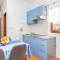 Apartments by the sea Fazana - 6957