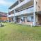 Quarterdeck 1 12 Magnus St fantastic unit with spectacular views