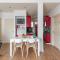 Cozy and Spacious by TLV2RENT - Tel Aviv