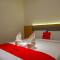 RedDoorz Plus @ Losari Makassar