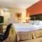 Quality Inn & Suites Oakwood Village - Cleveland South