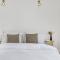 Lady on the Lane- 2 bed Primrose Hill - Londýn