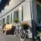 Pension Obere Juchhe in Thüringen Kleines, familiäres Pension mit 4 Zimmern und einem geräumigen Apartment, ideal für Familien und kleine Gruppen