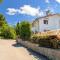 1 Bedroom Cozy Apartment In Omisalj