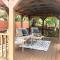 The Steel Magnolia Airstream - Cabins At Rim Rock - Austin