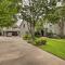 Less Than 1 Mi to Kyle Field Cozy Studio with Outdoor Space