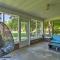 Glasgow Home with Porch Close to Lake and Caves!