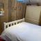 Quirky Barn Conversion Crowhurst Battle