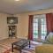 Cozy Greensboro Townhome about 7 Mi to UNC Campus
