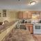 Cozy Greensboro Townhome about 7 Mi to UNC Campus