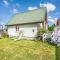 2 Bedroom Amazing Home In Lubiatowo