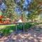 Sisters Tollgate Retreat with Hot Tub & WiFi - 姊妹城