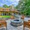 Lallis Lake House