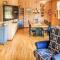 5 Bedroom Lake Front Home In Hornnes