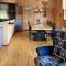 5 Bedroom Lake Front Home In Hornnes