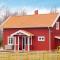 8 person holiday home in Grebbestad-By Traum