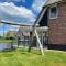 Beautiful villa with wellness in a holiday park on the Tjeukemeer - Delfstrahuizen