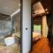 Sealord Naithon Beachfront Villa