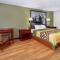 Super 8 by Wyndham Amarillo Central TX - Амарилло