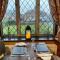 Hunters Lodge Hotel