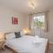 The Kelvin - Peaceful West End River View Property