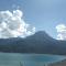T2 Les orres 1800 pied des pistes avec piscine