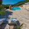 Villa Verde con piscina indipendente con 5 camere e 4 bagni - Альгеро