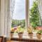2 Bedroom Cozy Home In Brastad