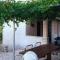 Apartments with a parking space Rukavac, Vis - 8920