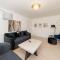 Pass the Keys Reading Luxurious Spacious Villa with Conservatory - 雷丁