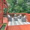 Pittsburgh Retreat with Deck about 4 Mi to Dtwn! - Pittsburgh