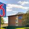 Motel 6-Elk Grove Village, IL - OHare