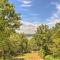Norfork Lake Getaway Deck, 6 Mi to Main St!