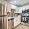 Airy Townhome Close to Kayaking and Boating!